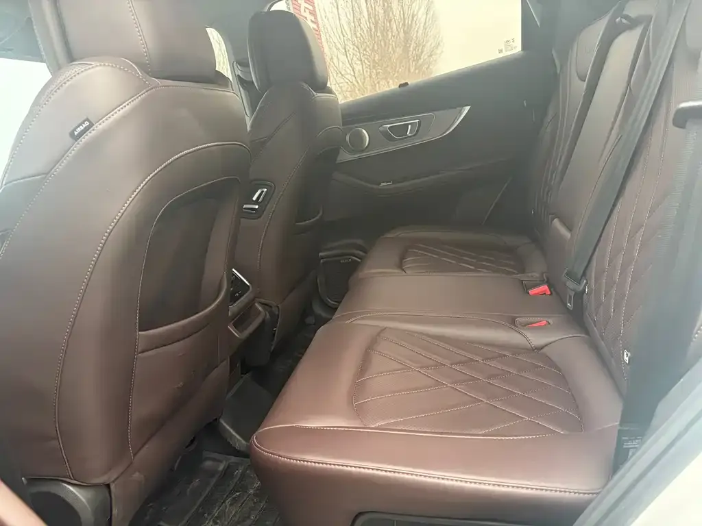 Chery Tiggo 8 PRO — фото 4