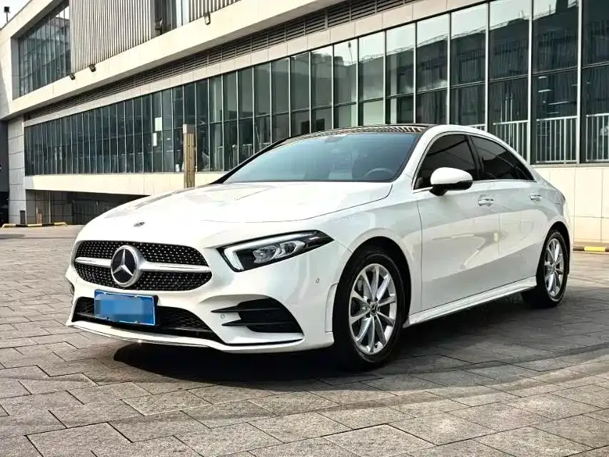 Mercedes-Benz A-Class 2023 из CN, фото 1