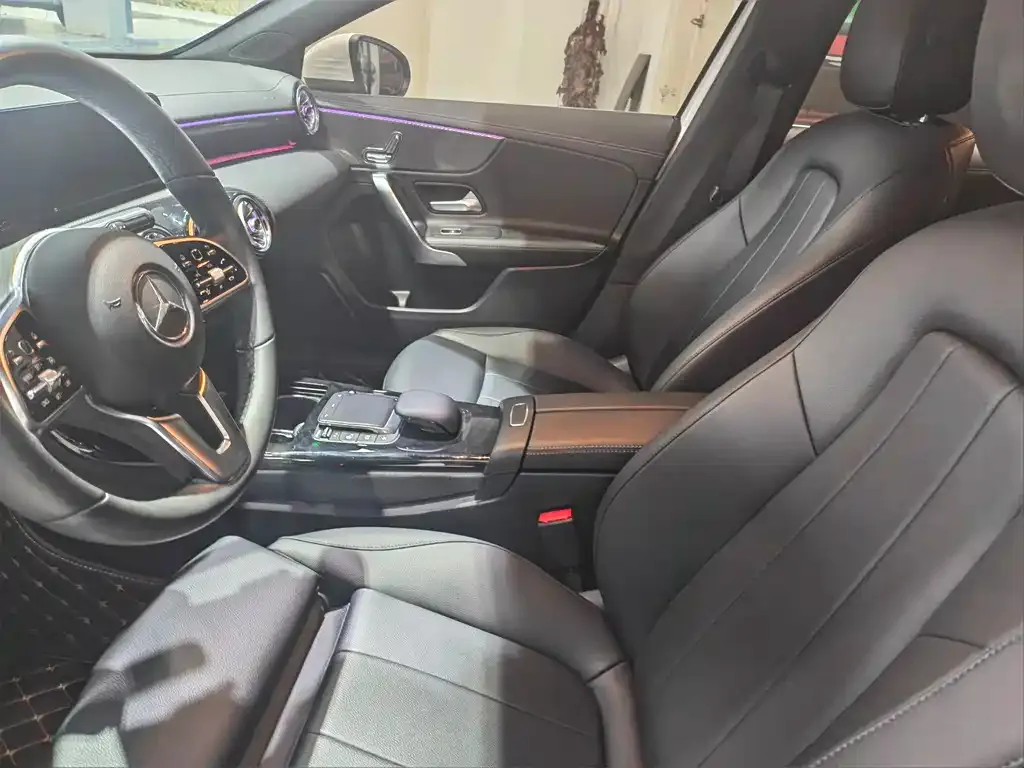 Mercedes-Benz A-Class 2023 из CN, фото 2