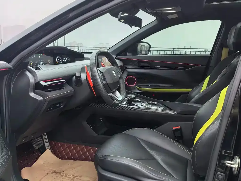 Changan UNI-V 2023 из CN, фото 4