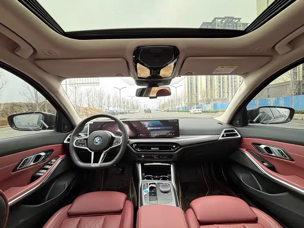 BMW i3 2024 из CN, фото 3