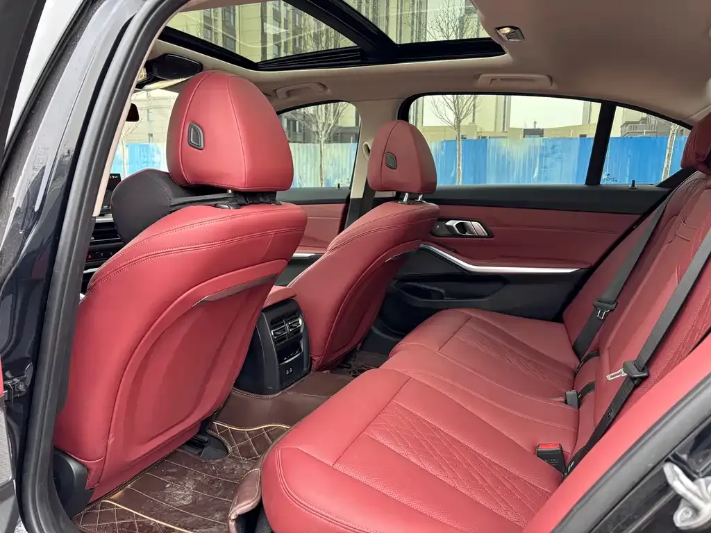 BMW i3 2024 из CN, фото 2