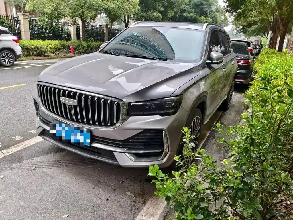 Geely Xingyue L — фото 1