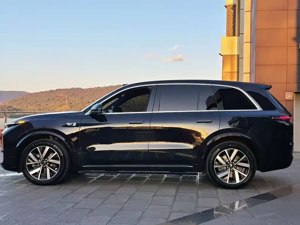 Li Auto L8 2023 из CN, фото 4