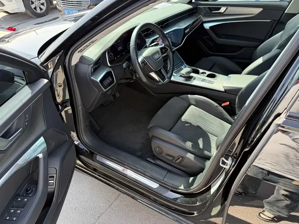Audi A6 (Import) 2024 из CN, фото 4