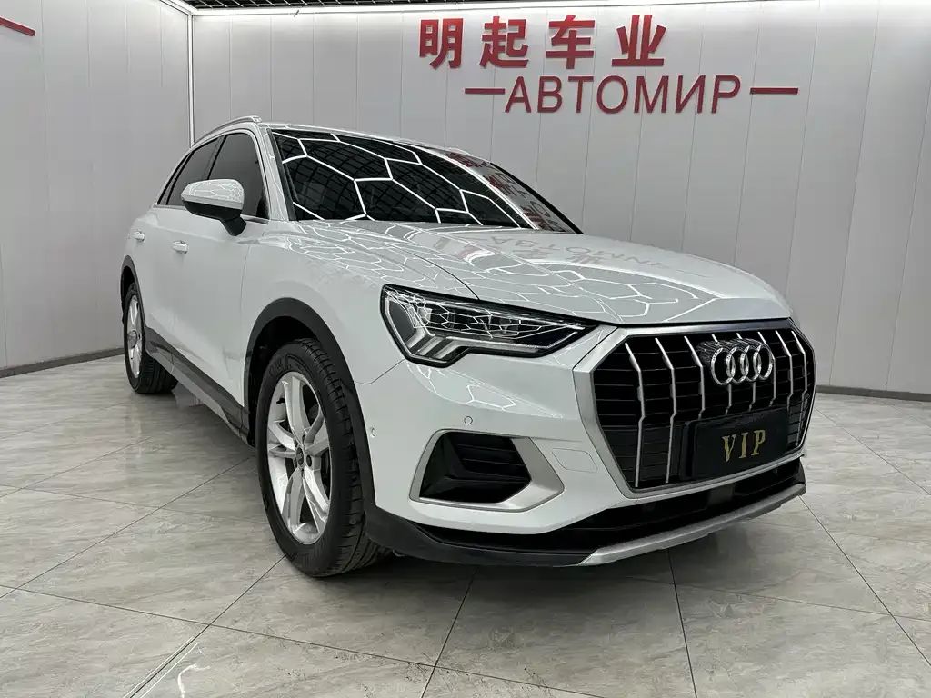 Audi Q3 — фото 2