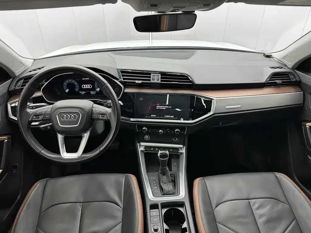 Audi Q3 — фото 6