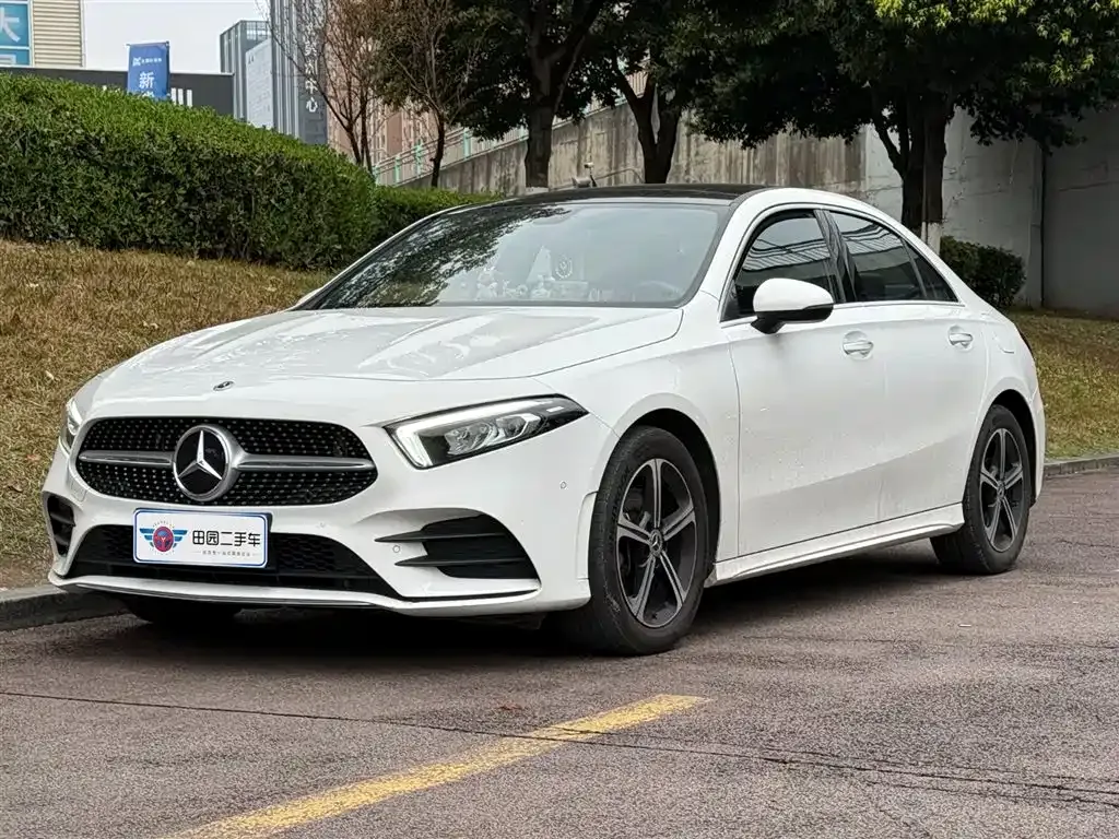 Mercedes-Benz A-Class 2023 из CN, фото 1