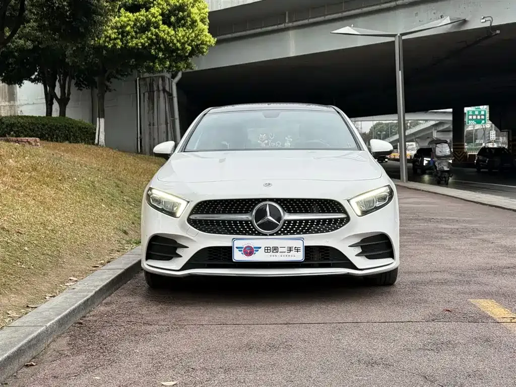 Mercedes-Benz A-Class 2023 из CN, фото 7