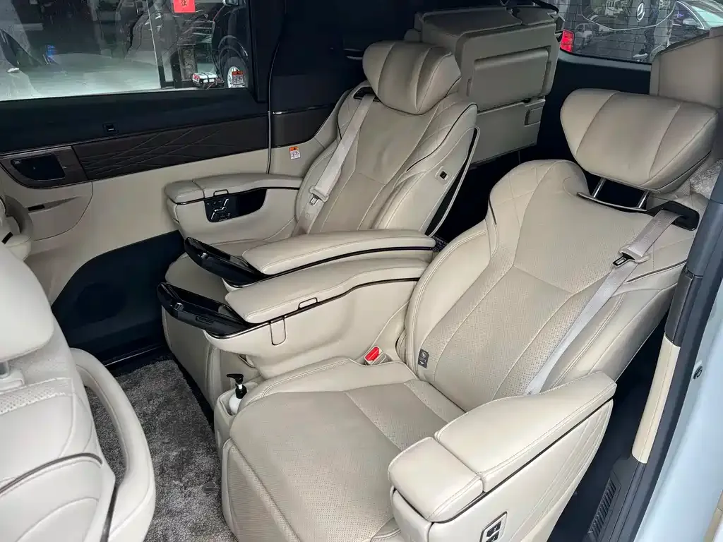 Toyota Alphard 2023 из CN, фото 5