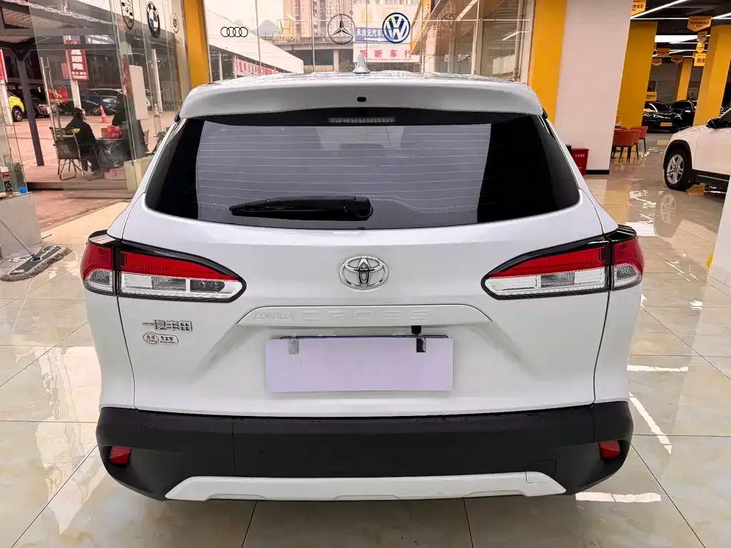 Toyota Corolla Cross 2024 из CN, фото 7