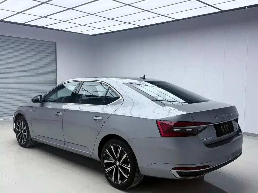 Skoda Superb 2023 из CN, фото 7