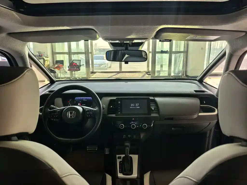 Honda Fit — фото 6