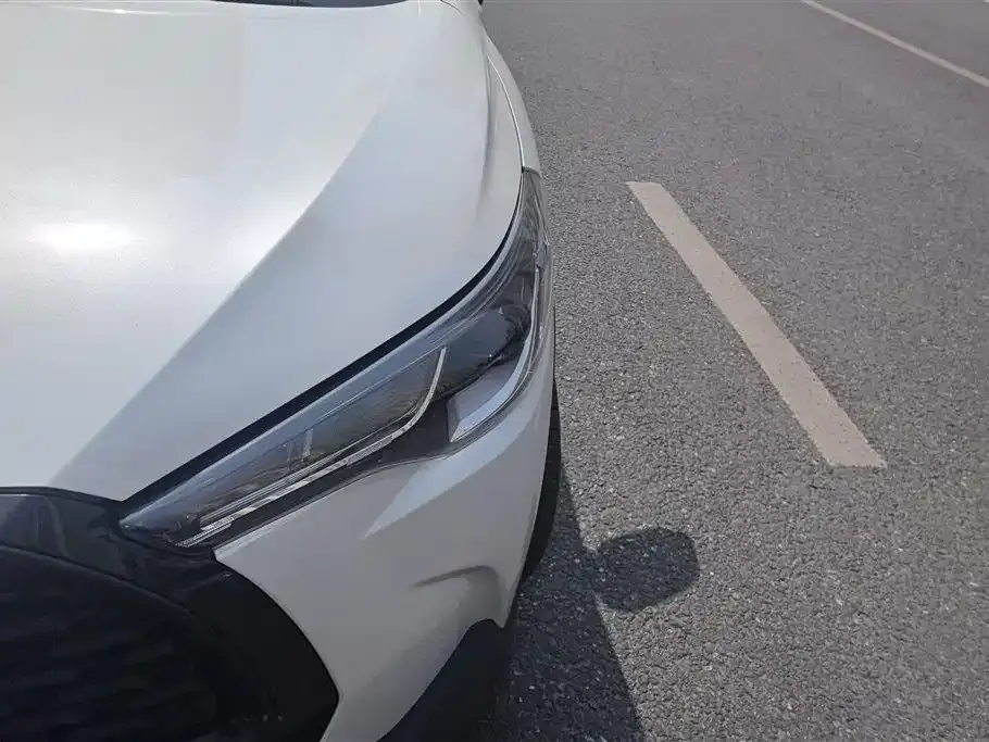 Toyota Corolla Cross 2023 из CN, фото 10