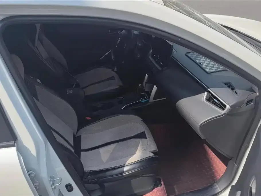 Toyota Corolla Cross 2023 из CN, фото 2