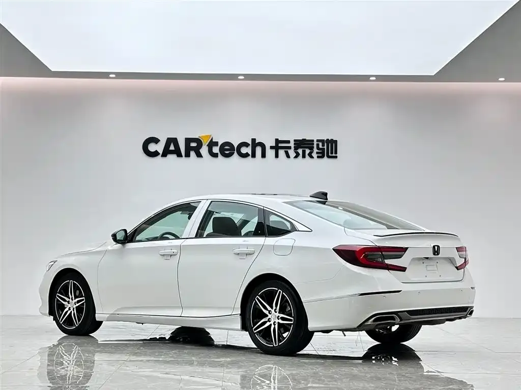 Honda Accord 2022 из CN, фото 5