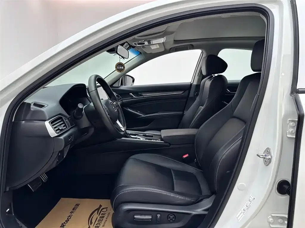 Honda Accord 2022 из CN, фото 9