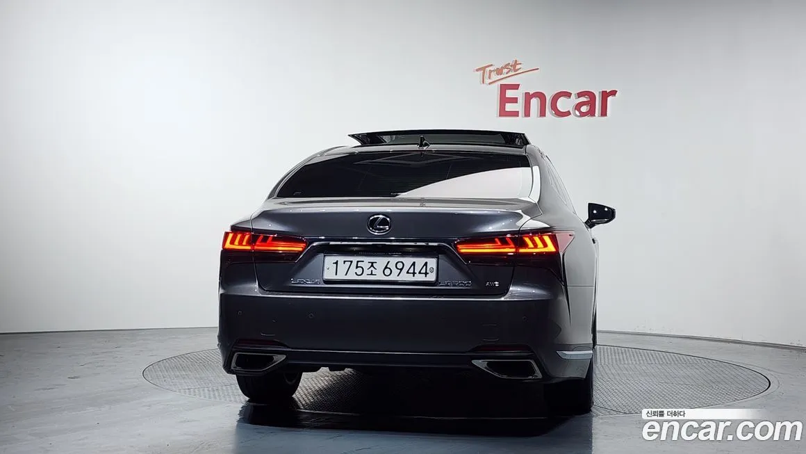 Lexus LS 2022 из KR, фото 2