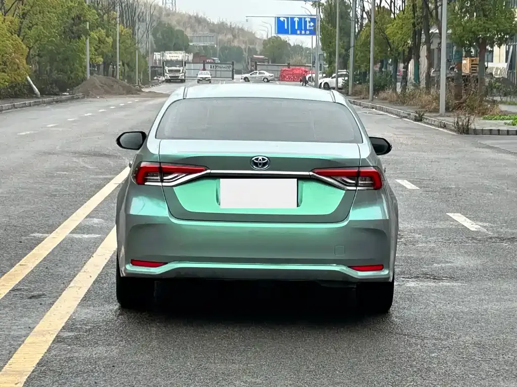 Toyota Corolla 2023 из CN, фото 6