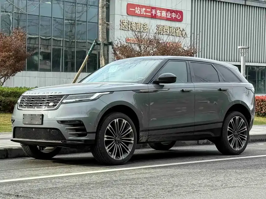 Land Rover Velar — фото 1