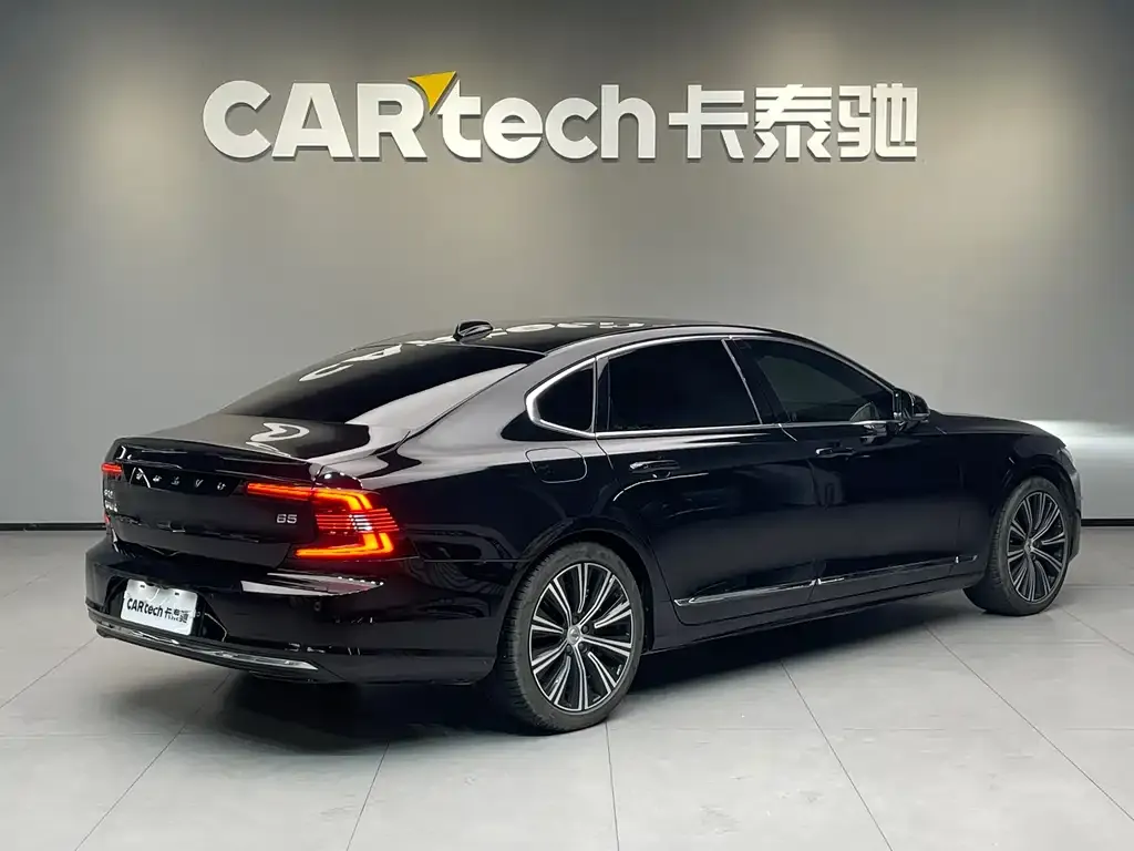 Volvo S90 — фото 10