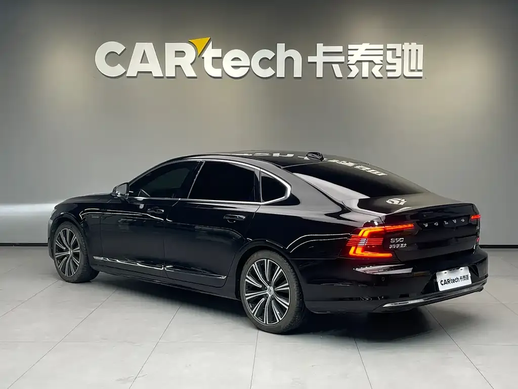 Volvo S90 — фото 4
