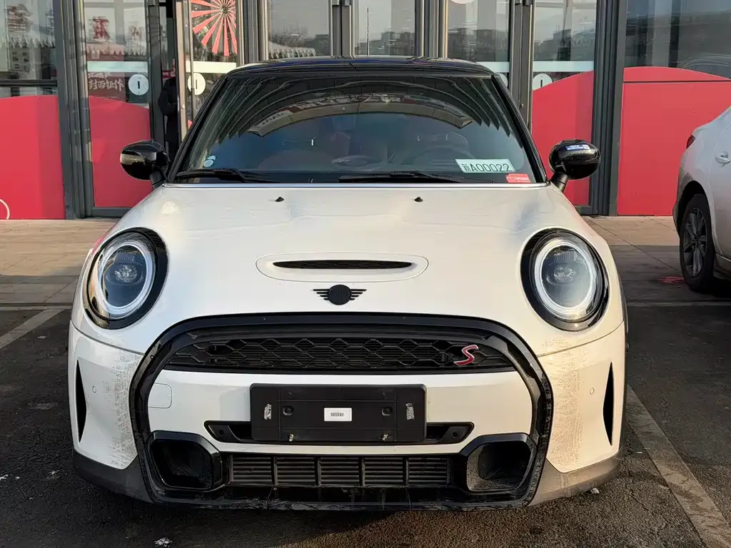 MINI Cooper (3-door) 2024 из CN, фото 8