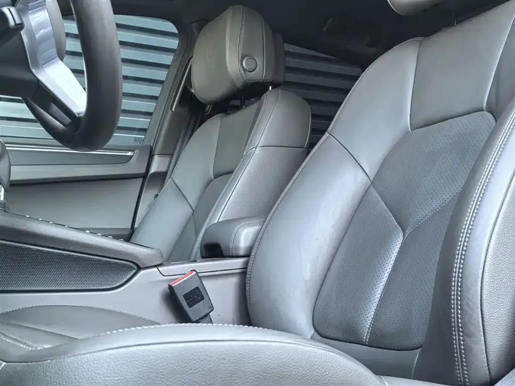 Porsche Macan — фото 3
