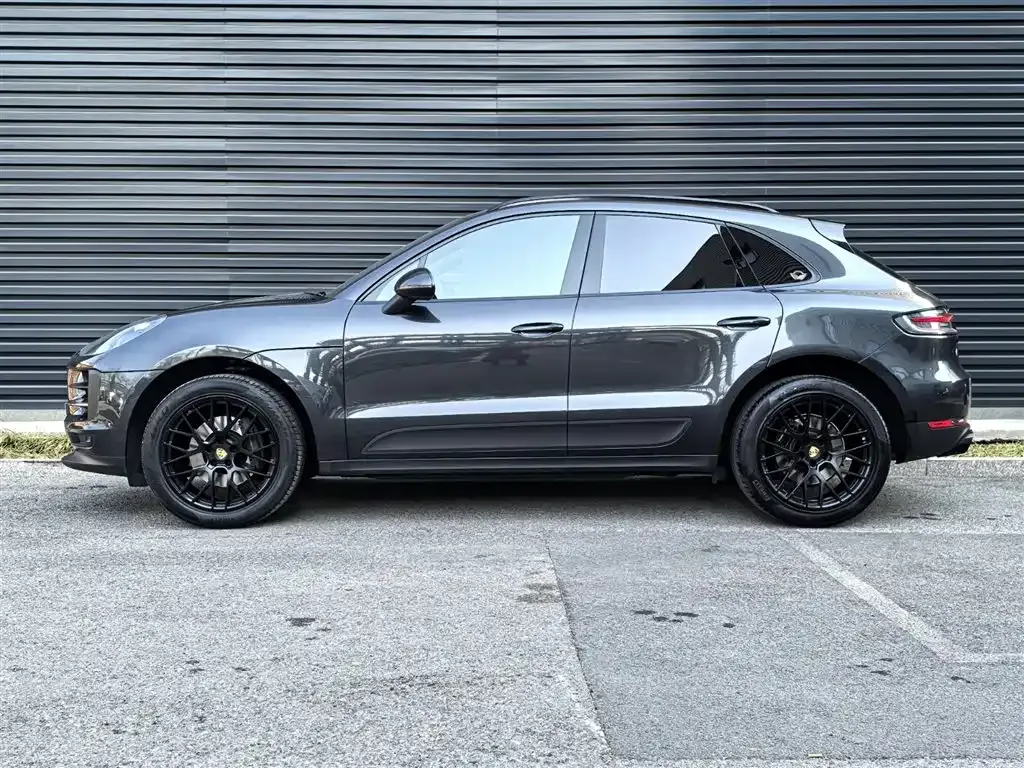 Porsche Macan — фото 8