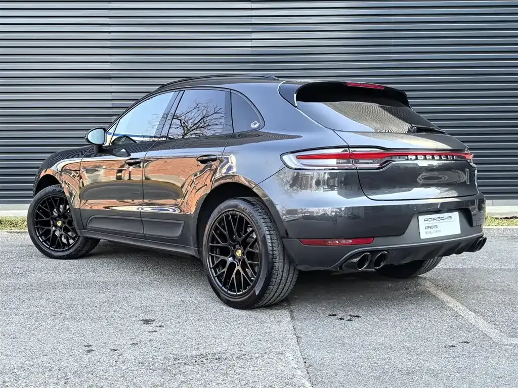 Porsche Macan — фото 9