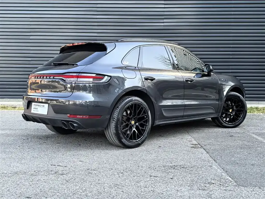 Porsche Macan — фото 10