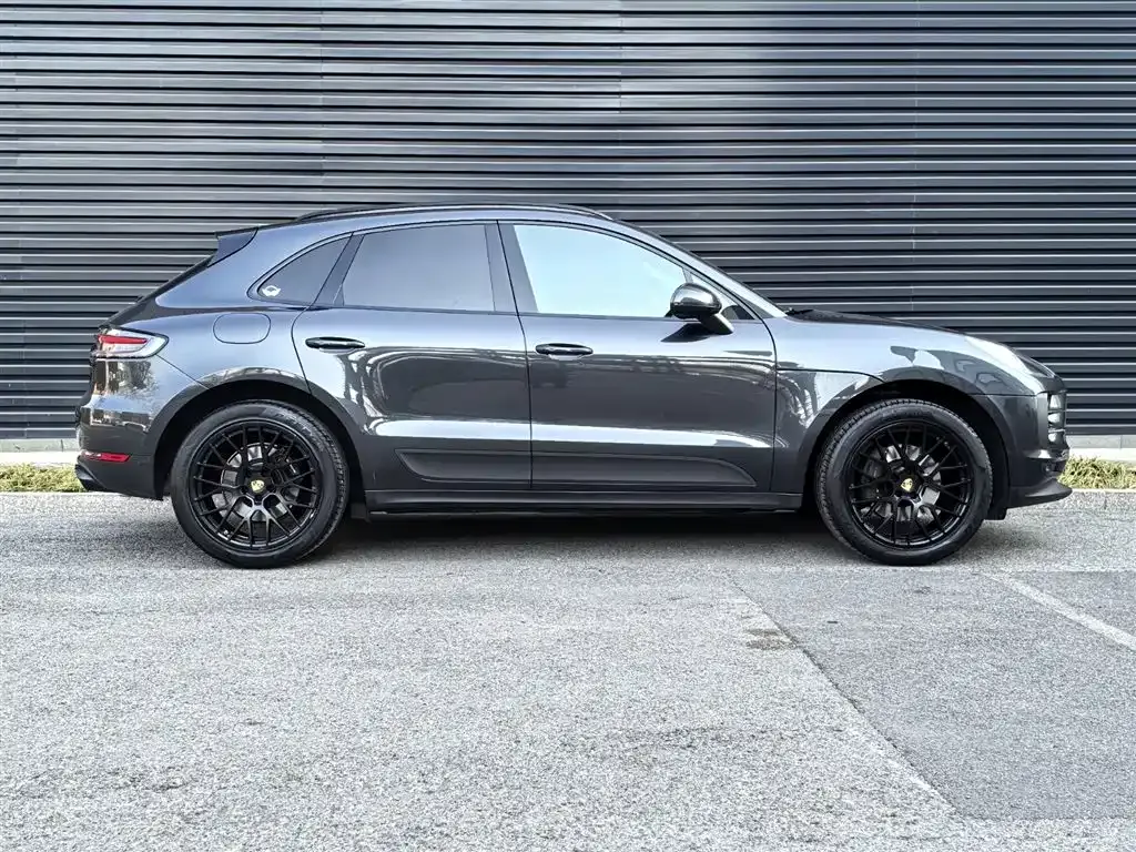 Porsche Macan — фото 7