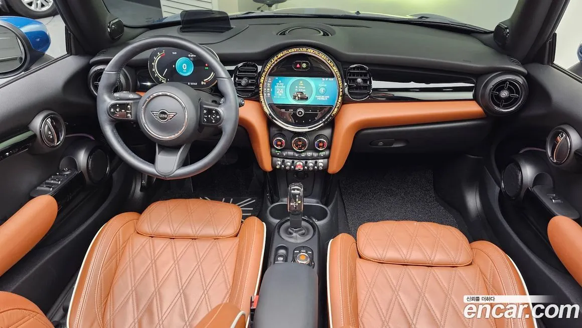 Mini Cooper Convertible 2022 из KR, фото 10