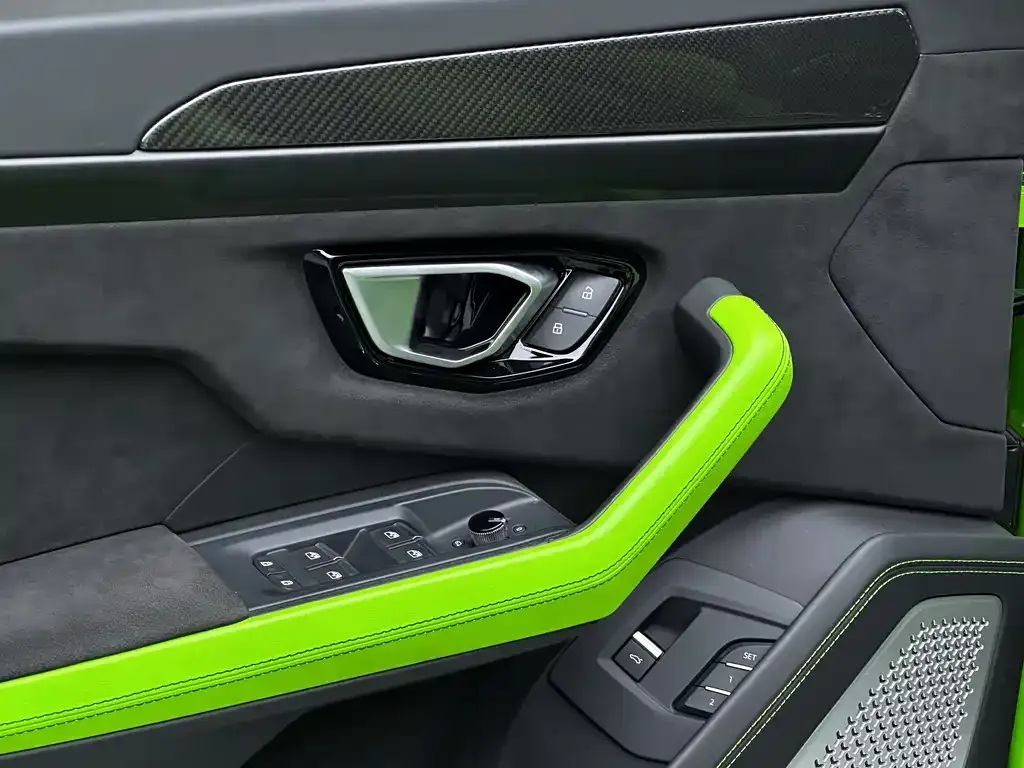 Lamborghini Urus 2021 из CN, фото 6