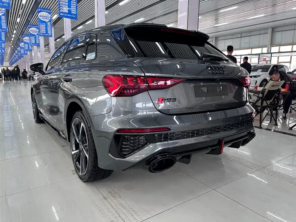 Audi A3 2022 из CN, фото 10