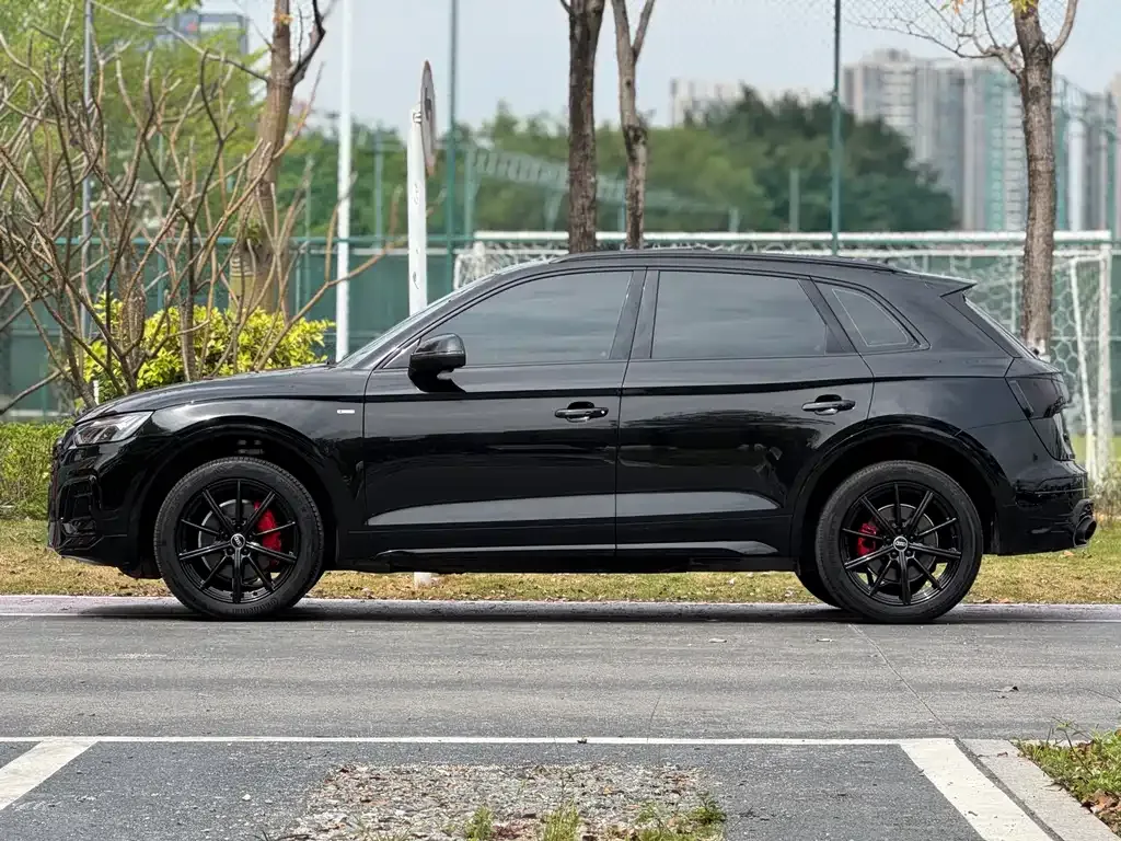 Audi Q5L 2022 из CN, фото 10