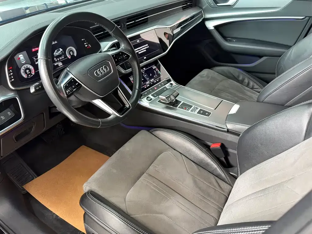 Audi A6L — фото 6