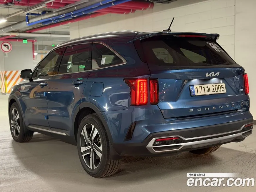 Kia Sorento — фото 9
