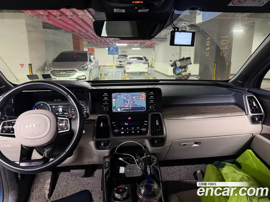 Kia Sorento — фото 10