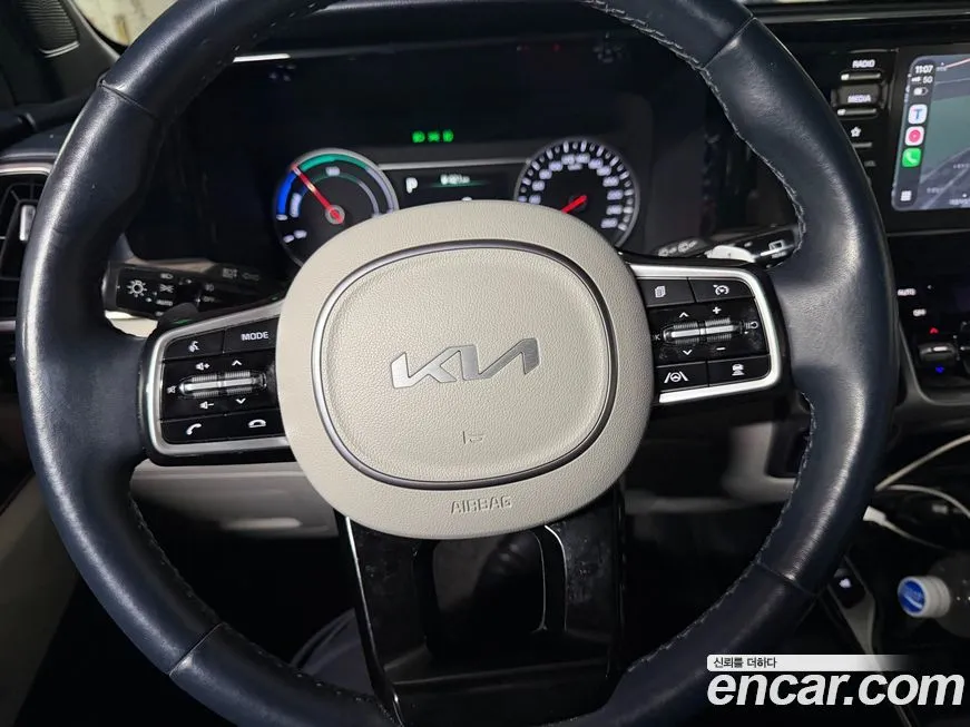 Kia Sorento — фото 5