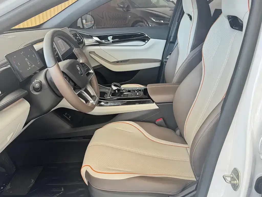 BYD Qin PLUS 2023 из CN, фото 9