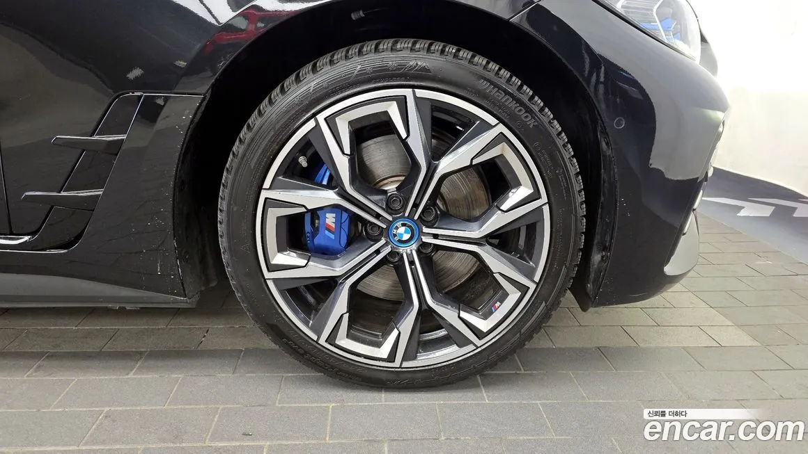 BMW i4 2024 из KR, фото 9
