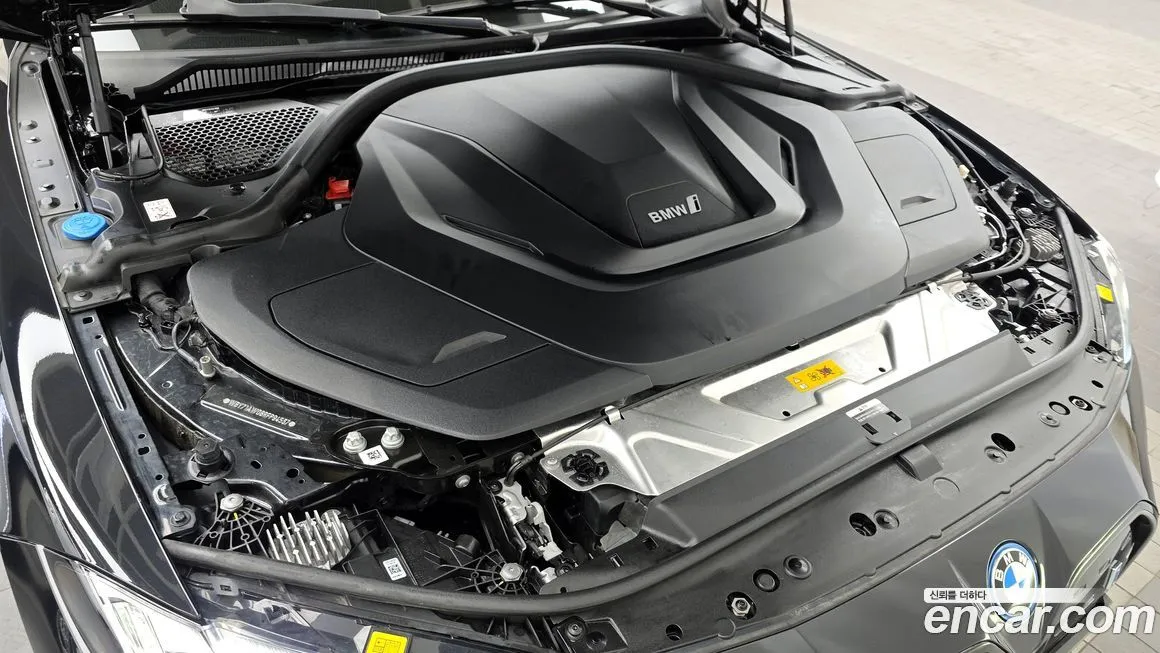 BMW i4 2024 из KR, фото 7