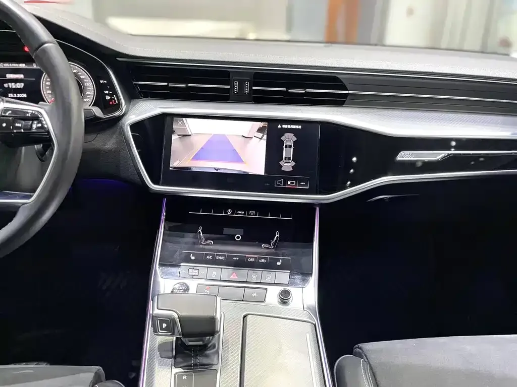 Audi A7L 2022 из CN, фото 9