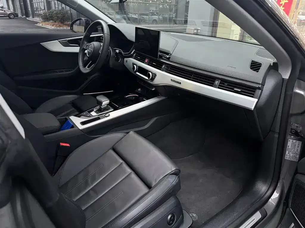 Audi A5 (Import) — фото 2