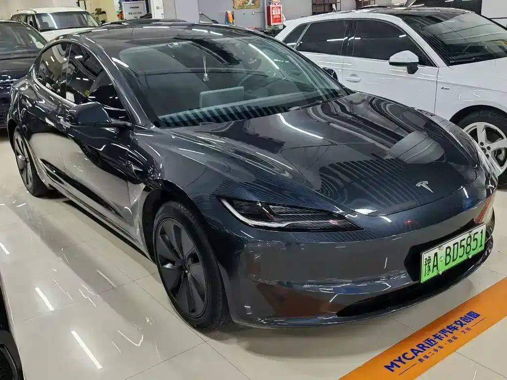 Tesla Model 3 — фото 6