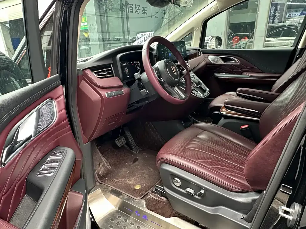 Hongqi HQ9 2023 из CN, фото 5