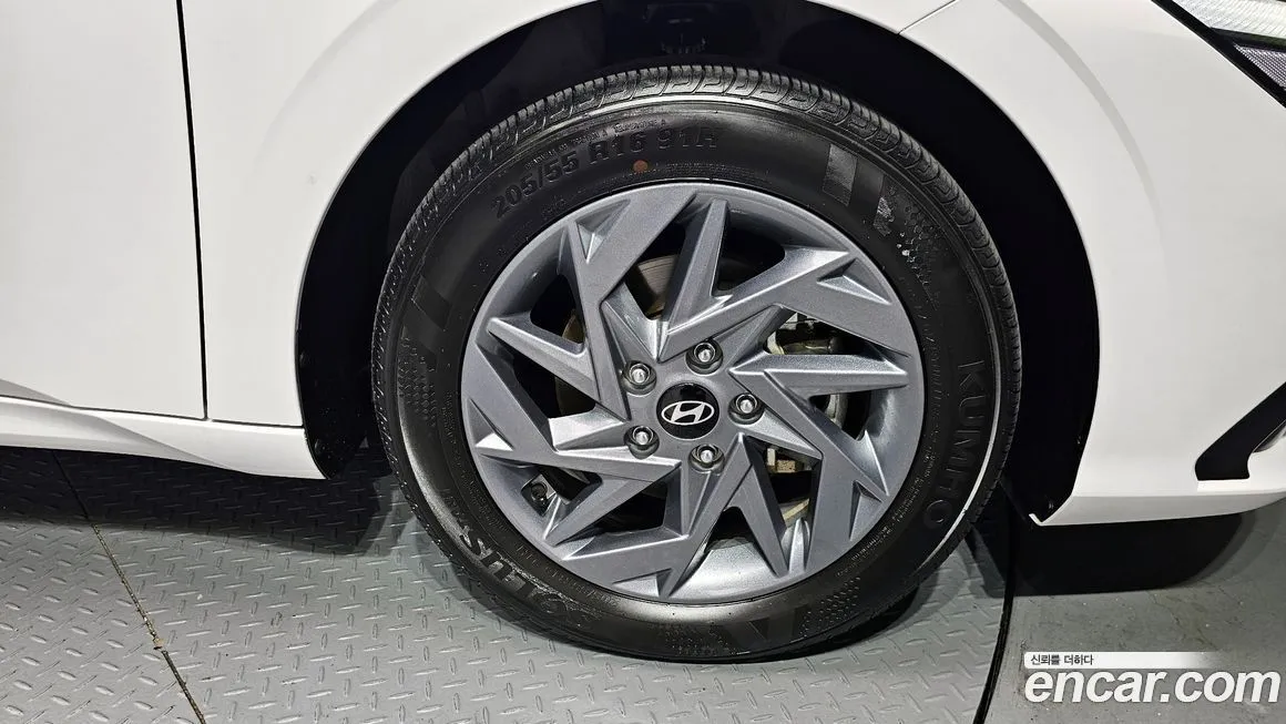 Hyundai AVANTE 2025 из KR, фото 2