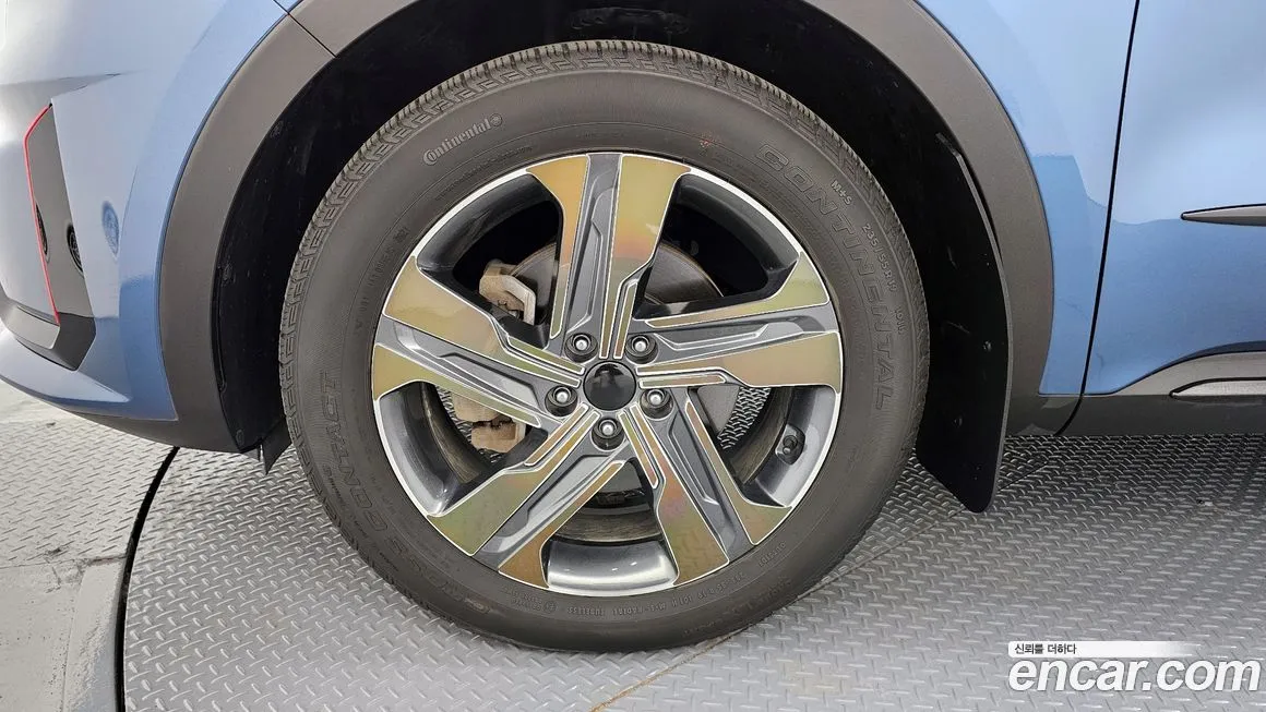 Kia Sorento — фото 6