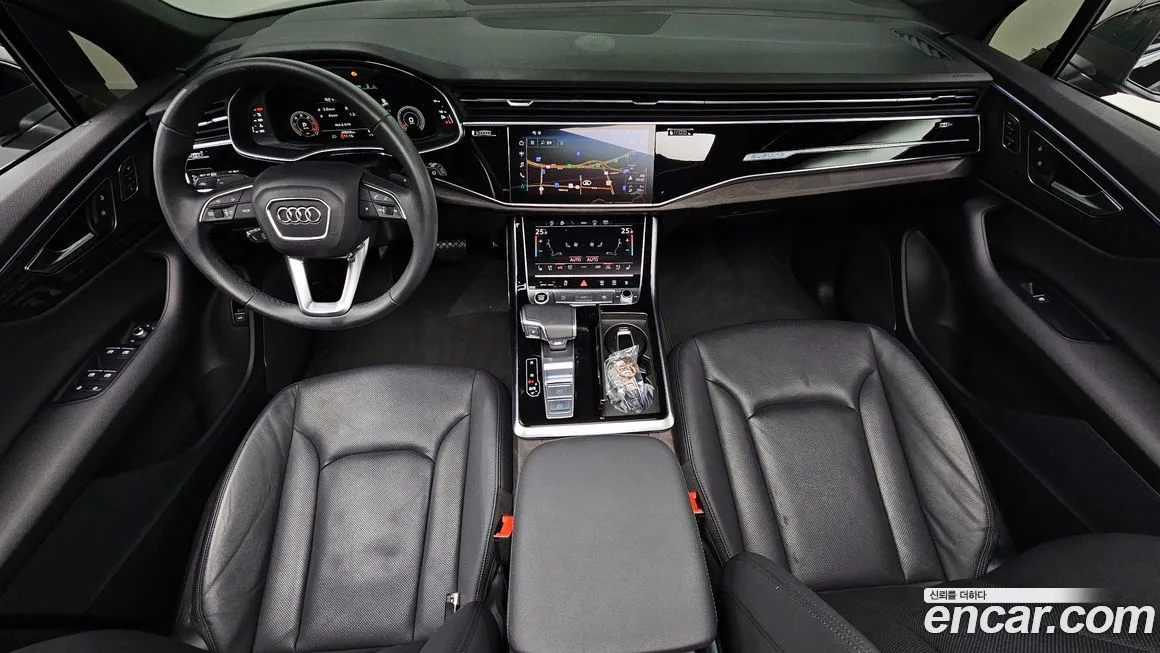 Audi Q7 2022 из KR, фото 7